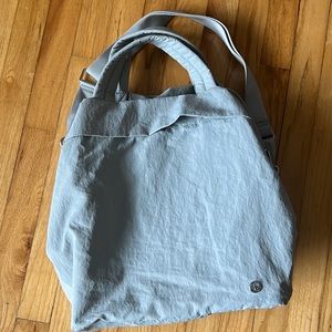 Like New Lululemon Everyday Bag
